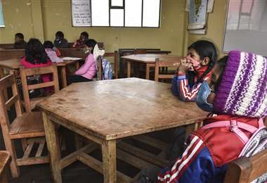 Ministerio de Educación deja en manos de los colegios y autoridades regionales la coordinación para las clases presenciales