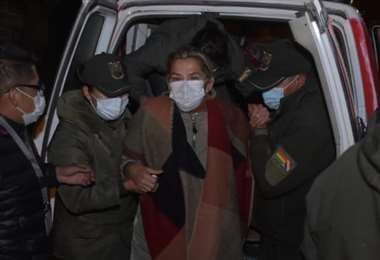 Con el fallo del TCP de eliminar el delito de sedición «ya no habría materia para juzgar a Áñez» en el caso ‘golpe I’