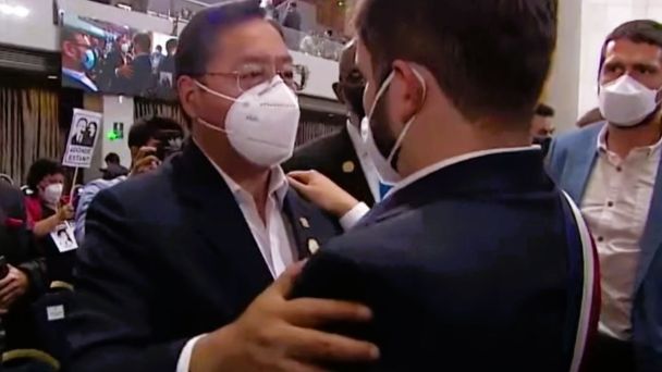 Roberto de la Cruz califica el abrazo de Boric a Arce como el de «Judas»