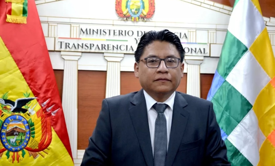 Lima considera «excesiva» la prisión preventiva para periodista y dice que debe defenderse en libertad