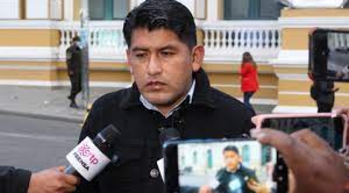 Fiscalía cita a declarar a diputado del MAS, por una denuncia del Ministerio de Gobierno