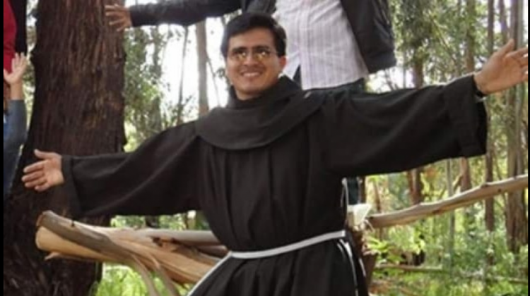 Policía identifica al autor del asesinato del religioso y busca aprehenderlo