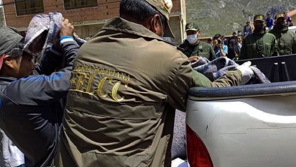 Asaltantes matan a dos personas en Huajchilla, a uno se le acaban las balas y fue linchado