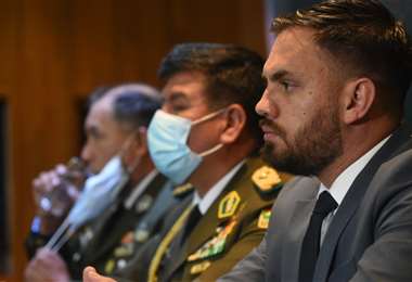 Emiten órdenes de aprehensión contra tres exjefes antidrogas; se inicia intervención a la Felcn