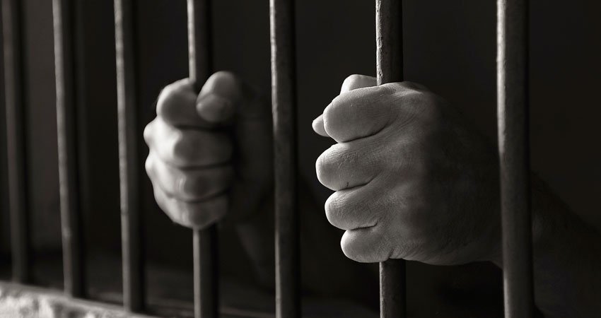 Un hombre que violó a su hijastra por siete años fue sentenciado a 22 años de cárcel en Tarija