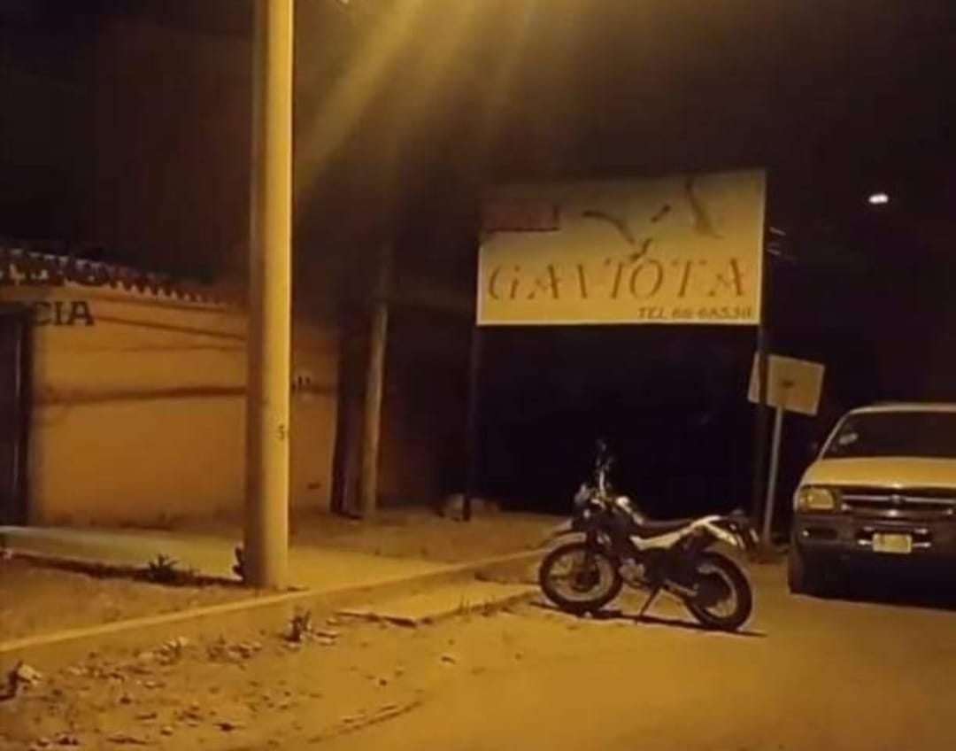 Tarija: Mujer muere al caer del segundo piso de un motel y sospechoso del hecho se lanza al lago San Jacinto