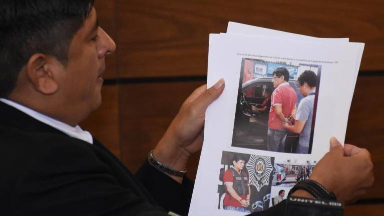 Denuncia de Cuéllar aviva guerra en el MAS, bandos se amenazan