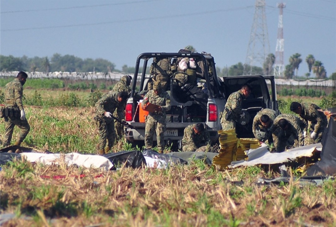 Mueren 14 personas en accidente de helicóptero de la Marina mexicana