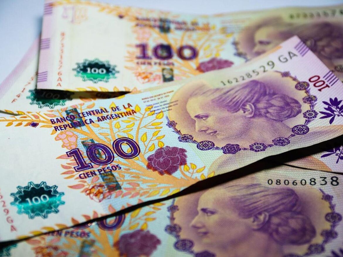 Día catastrófico en Argentina: Cada $100 pesos argentinos sería un equivalente a 2,10 Bs