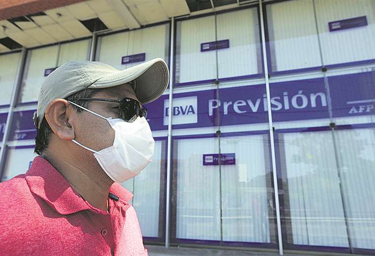 Bolivia debe pagar seis veces más de lo que en principio pidió BBVA