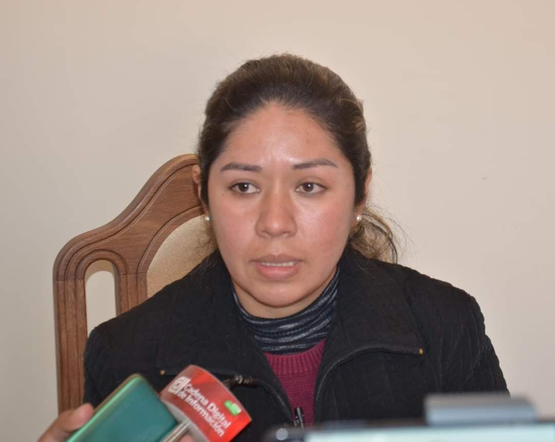 Gobernación atiende demandas de las comunidades de Cercado