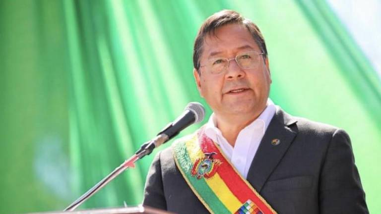 Encuesta: Aprobación de Arce baja al 30%; ven “mala” la situación económica en Bolivia