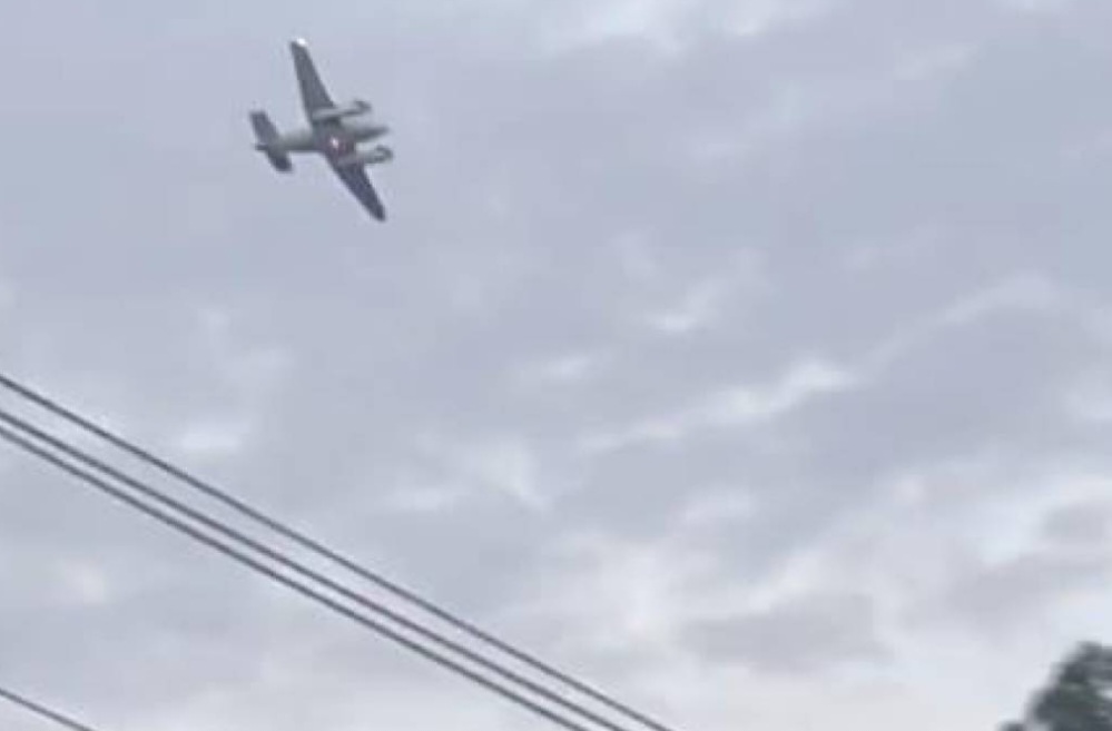 Piloto amenaza con estrellar avión en supermercado de Mississippi en EEUU