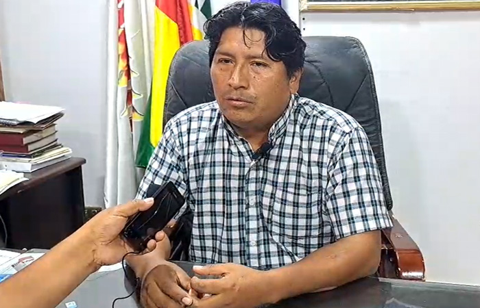 Alcalde del MAS en Guanay admite que maneja el gobierno municipal con un “equipo familiar”