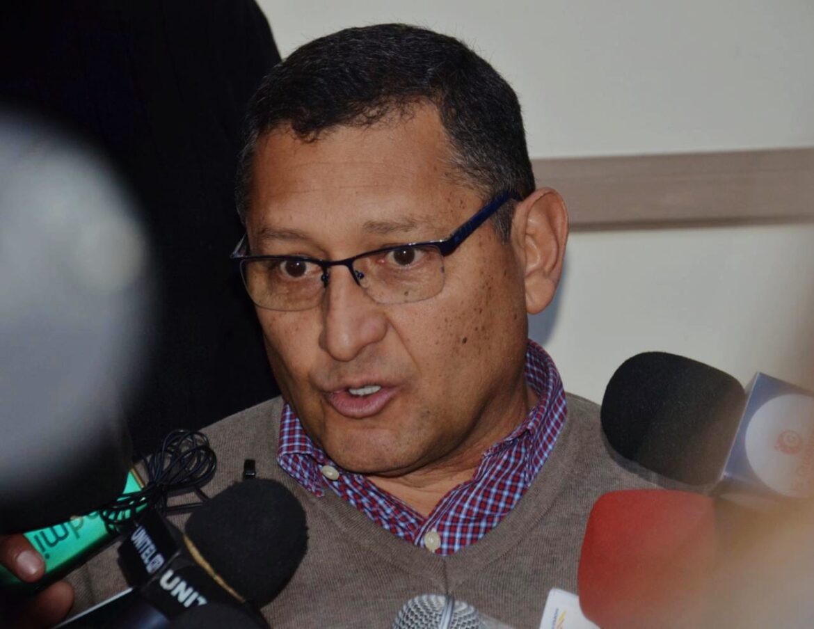 Gobernador de Tarija denuncia constante persecución política por el gobierno del MAS