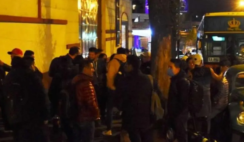 Funcionarios denuncian obligación de trasladarse a Santa Cruz y develan pedidos de cuota a los que no viajan para el cabildo en contra del paro