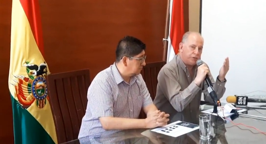 La camiseta del MAS lleva a que el rector de la UAJMS mienta respecto al censo