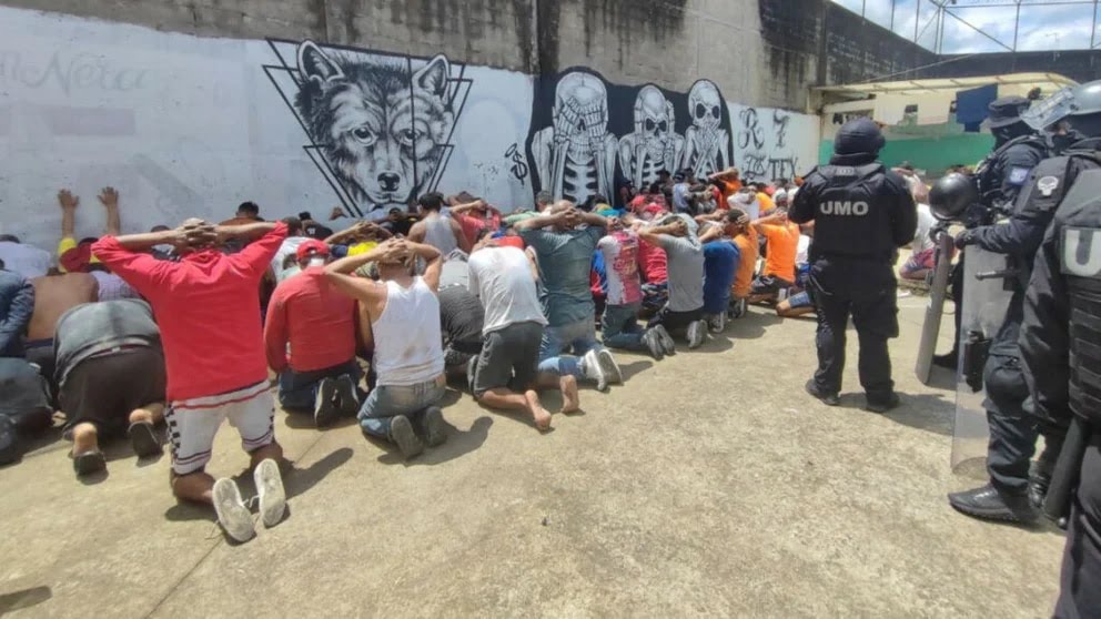 Al menos diez muertos dejó una nueva masacre en una cárcel de Ecuador