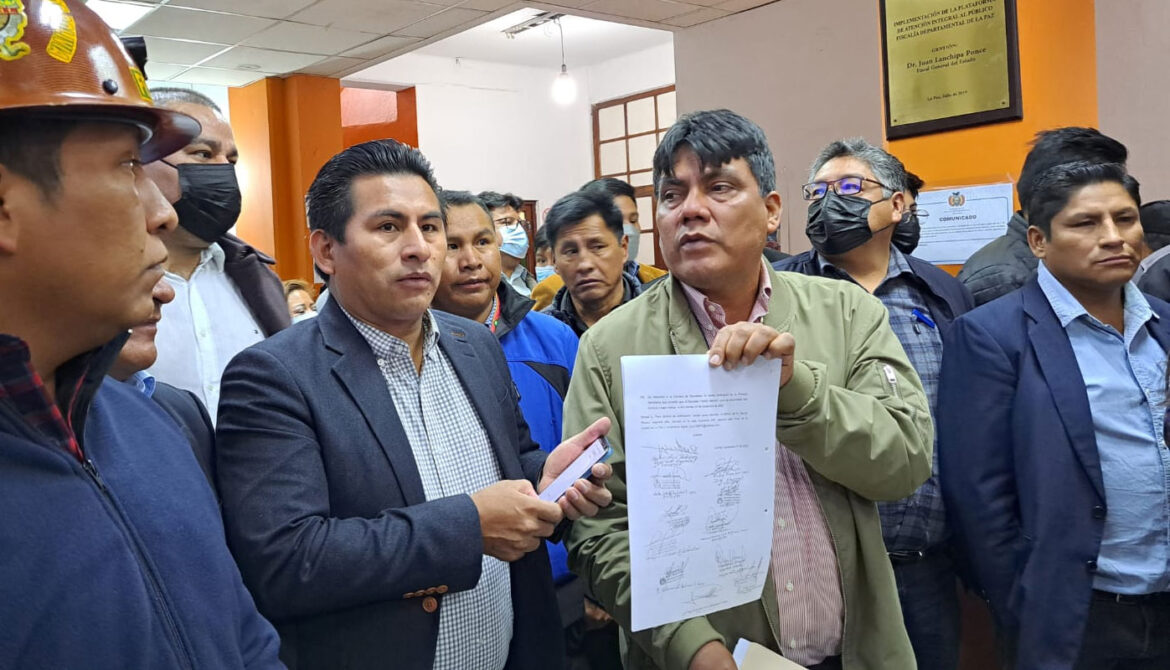 La Fiscalía desestima denuncia de facción del MAS contra una diputada por sesión donde se eligió a Mercado