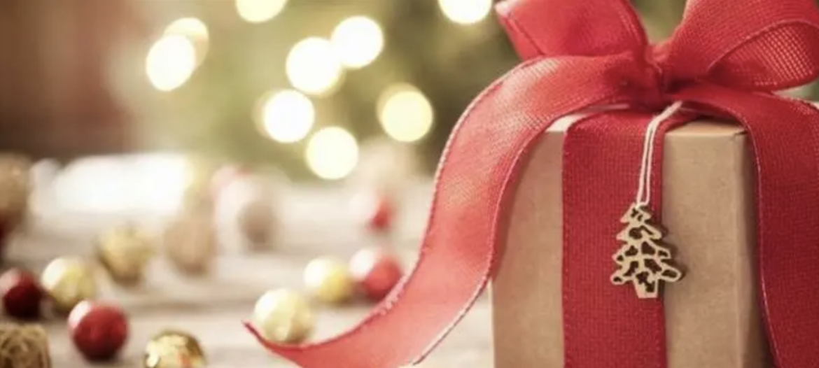 Navidad en Bolivia: solo 4 de cada 10 bolivianos entregarán un regalo en las fiestas de fin de año