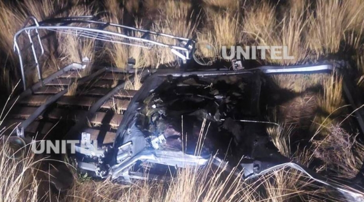 Accidente de tránsito deja al menos tres fallecidos y más 10 heridos en la carretera hacia Desaguadero