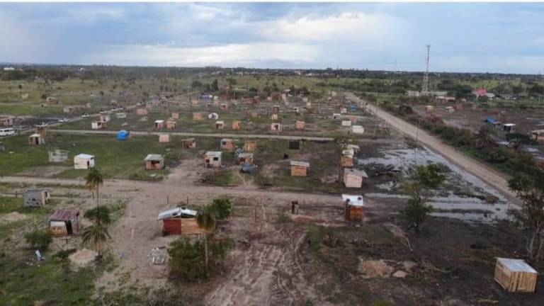 Gobierno culpa a la Fiscalía por “no coadyuvar” y dice que se desalojarán 17 predios avasallados en Santa Cruz
