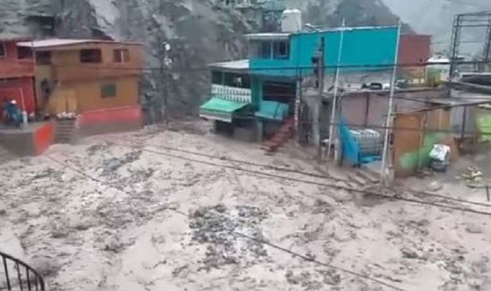 Al menos 40 muertos por deslizamientos de tierra en el sur de Perú