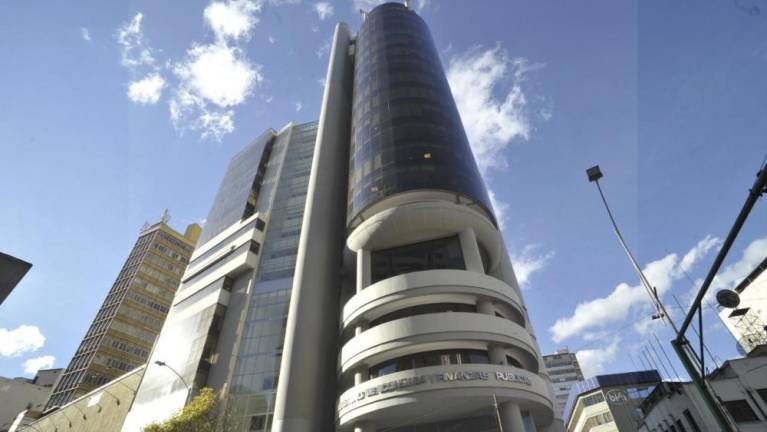 Bonos soberanos de Bolivia cotizan en 58 centavos de dólar, un 42% menos que su valor original