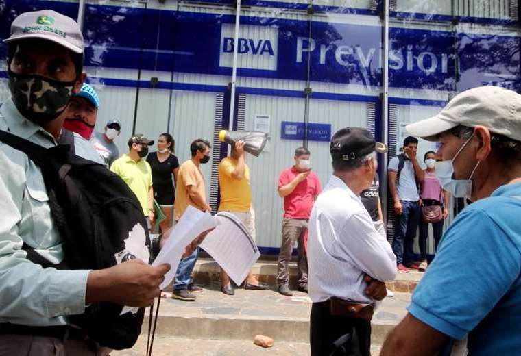 AFP Previsión hace notar que si su labor fue “horrorosa”, ¿por qué el Gobierno copia su tecnología y mantiene la capitalización individual?