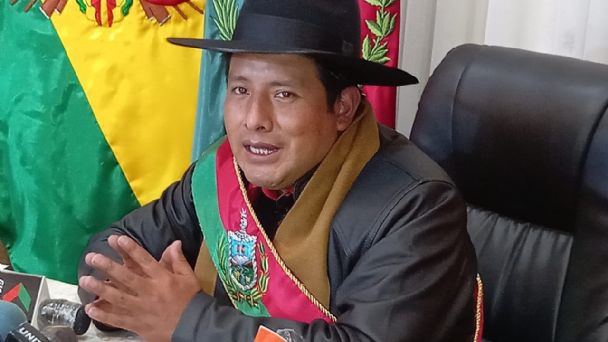Denunciante de Santos Quispe: “Me maltrató, me golpeó, me ha obligado a tener relaciones”