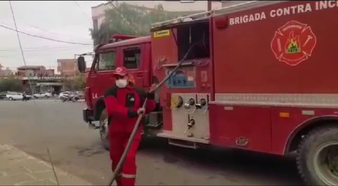 En Tarija de 120 hidrantes apenas unos 20 funcionan para dotar de agua a carros bomberos para sofocar incendios