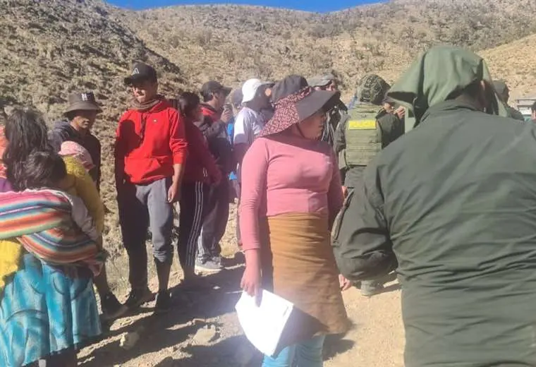 Técnicos de la AJAM y policías fueron retenidos en la comunidad potosina de Cotagaita