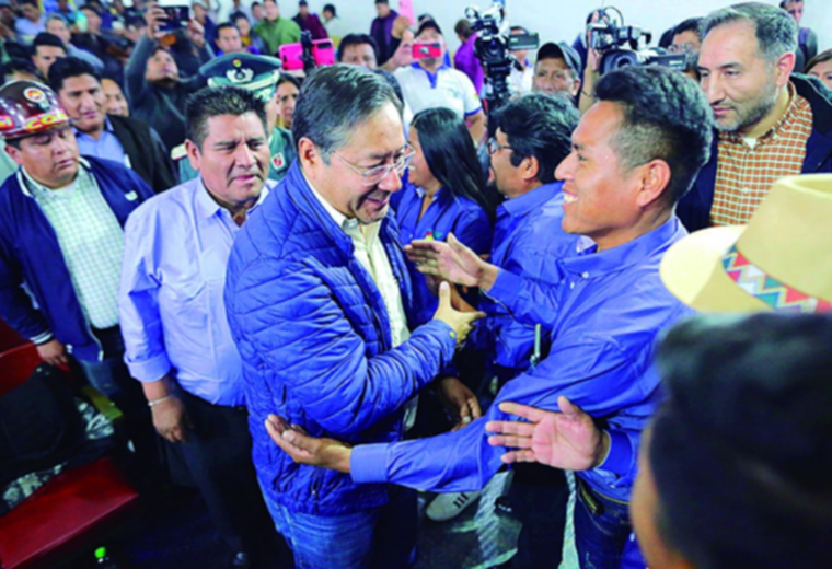 Justicia posterga fallo de Lauca Ñ; Arce va por cabildo del millón