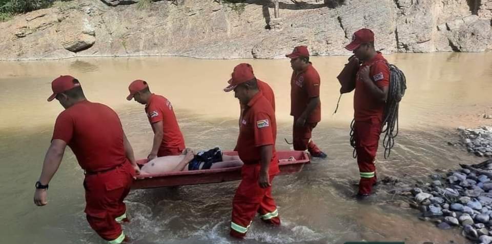 Adolescente pierde la vida ahogado en una poza en el río en Tomatitas