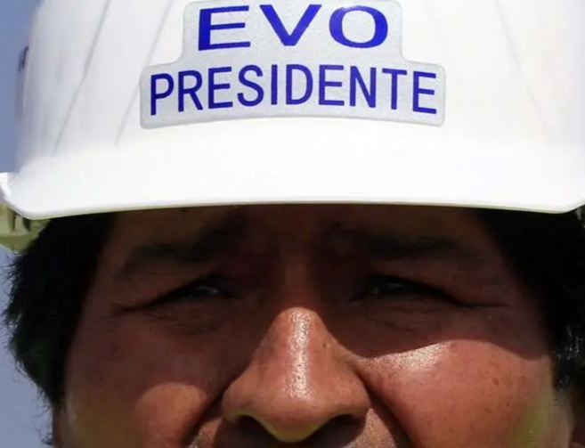 «El TCP pone punto final al delirio de Evo Morales de reelegirse por siempre», esta y otras frases de reacción tras el fallo del Tribunal