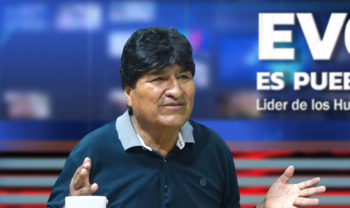 Evo afirma que Bolivia está siendo gobernada por una mafia y compara a Lucho Arce con Lenin Moreno