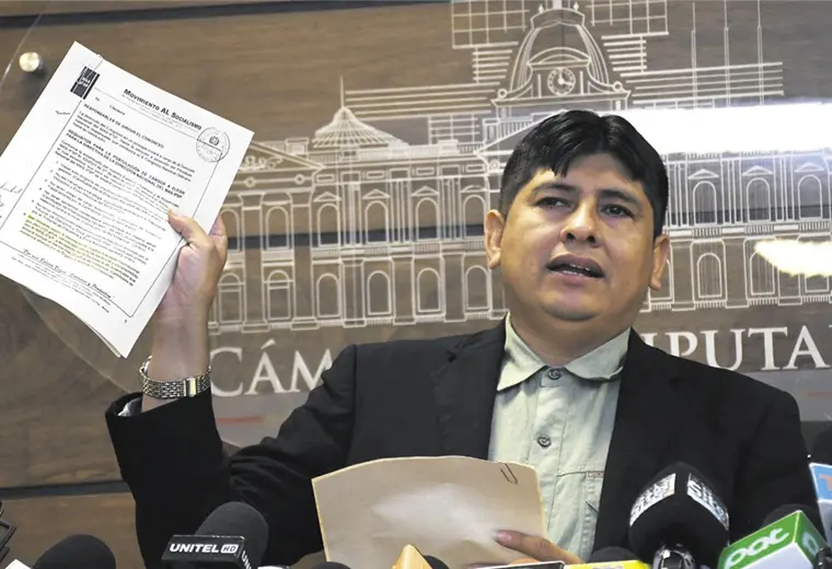 Sientan a diputado Rolando Cuéllar en el banquillo de los acusados