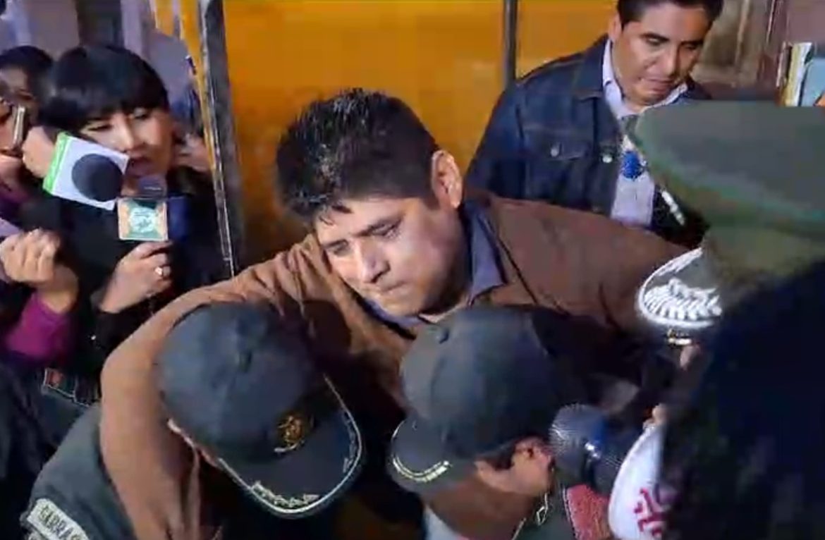 ‘Necesito una justicia independiente’: César Apaza abandona la cárcel tras 16 meses de encierro