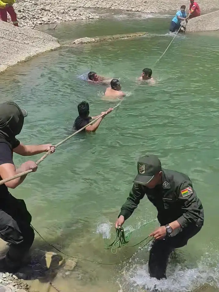 Joven que llegó a Tarija para estudiar en la Escuela Básica Policial pierde la vida ahogado en Lajas