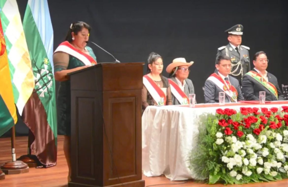 Efeméride: Sesión de honor en el legislativo se convierte en acto político del MAS y autoridades de Tarija no participan