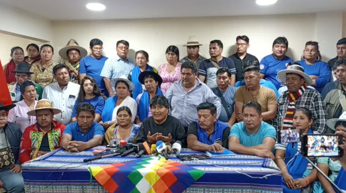 Evo anuncia que cumplirá conminatoria del TSE y convocará a Congreso del MAS