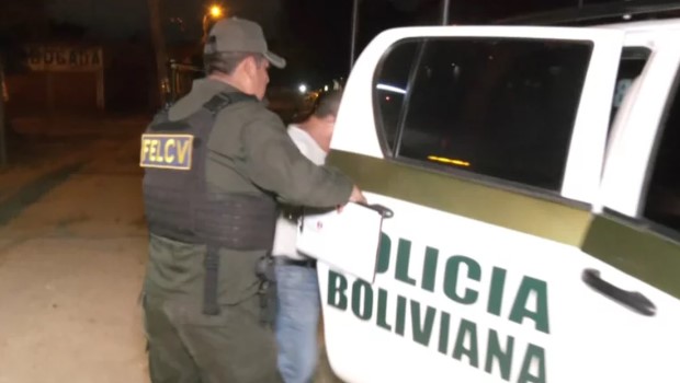 La Policía descubrió a un hombre con una menor dentro un motel en Santa Cruz