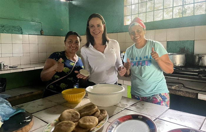 Maduro cierra pequeño negocio de comida que vendió 14 desayunos a opositora María Corina Machado