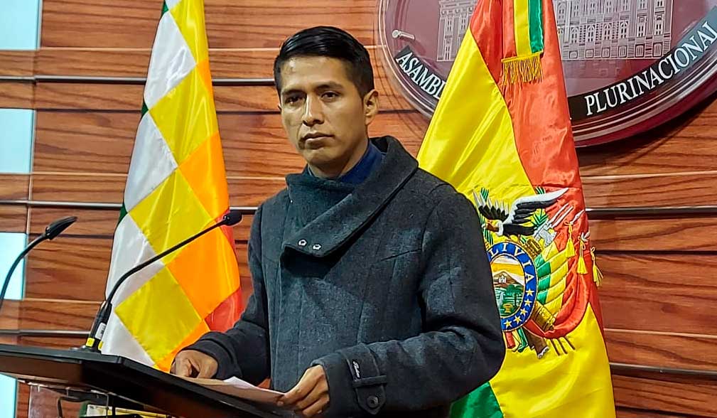 ‘No estamos cometiendo ningún delito’: Andrónico antes de sesión clave de Asamblea