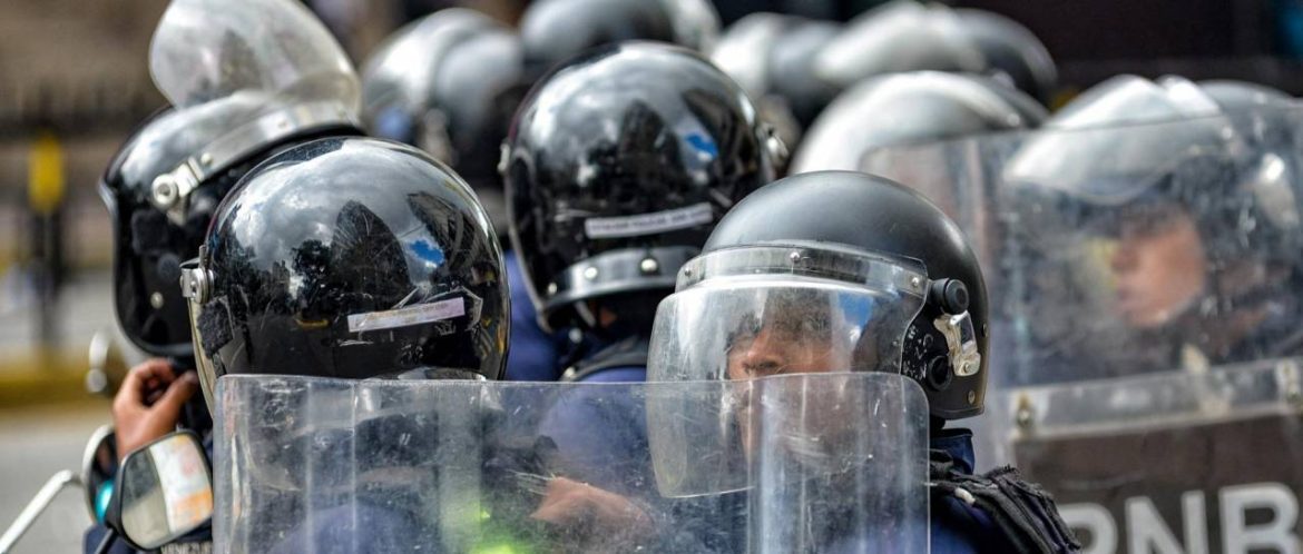 María Corina Machado denuncia 16 muertes en protestas por la reelección de Maduro