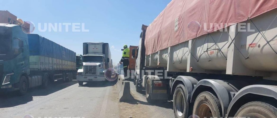 Ampliado del transporte pesado determina un paro y bloqueo indefinido desde este miércoles 31 de julio