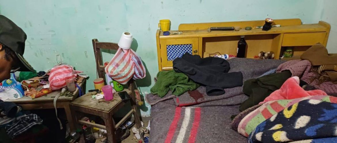 Atacó a su esposo con un combo y luego lo degolló; la Policía sospecha que hay más implicados en el asesinato