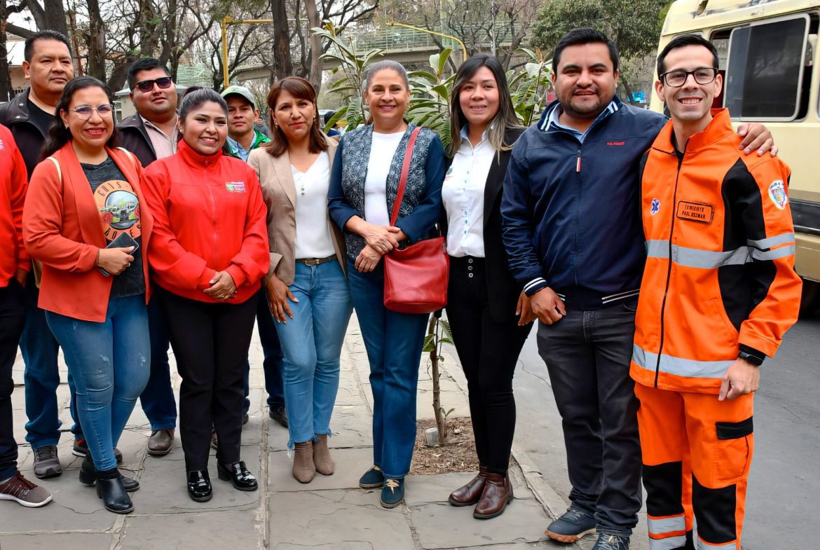 Primera Dama lidera campaña solidaria de apoyo a damnificados de la Chiquitanía