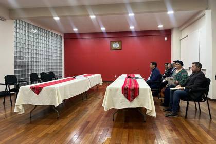 Pese al rechazo de evistas a invitación, Arce y delegación de ministros aguardaron a Evo para dialogar