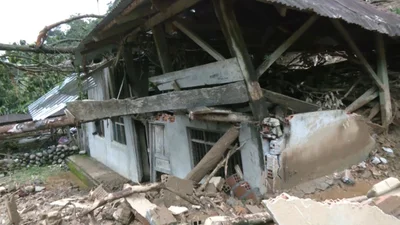 “¡Escaparon por la ventana!”: Dos personas lograron sobrevivir a la mazamorra en Villa Tunari